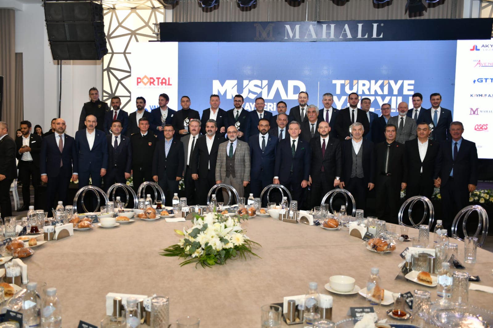 Başkan Recep Bağlamış’a ‘Türkiye Yüzyılı Tarım İnovasyon Ödülü’ Takdim Edildi Başkan Recep Bağlamış’a ‘Türkiye Yüzyılı Tarım İnovasyon Ödülü’ Takdim Edildi