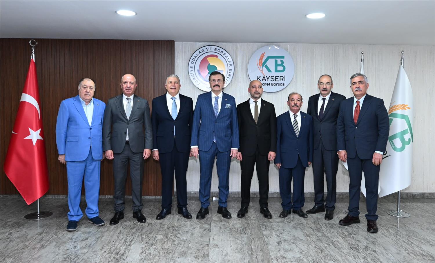 KAYSERİ TİCARET BORSASINDAN SAHADA DEV YATIRIM, BORSADA ÖRNEK HİZMET